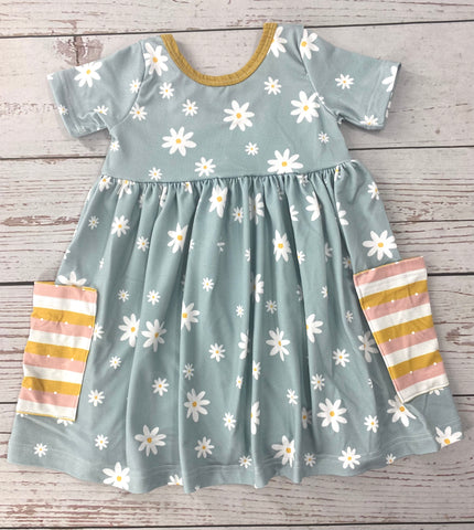 Ellie dress with pockets